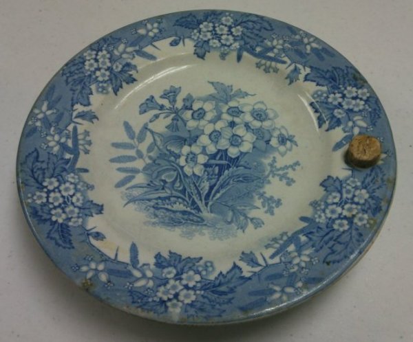 Blue and White Food Warmer with Flower Pattern
