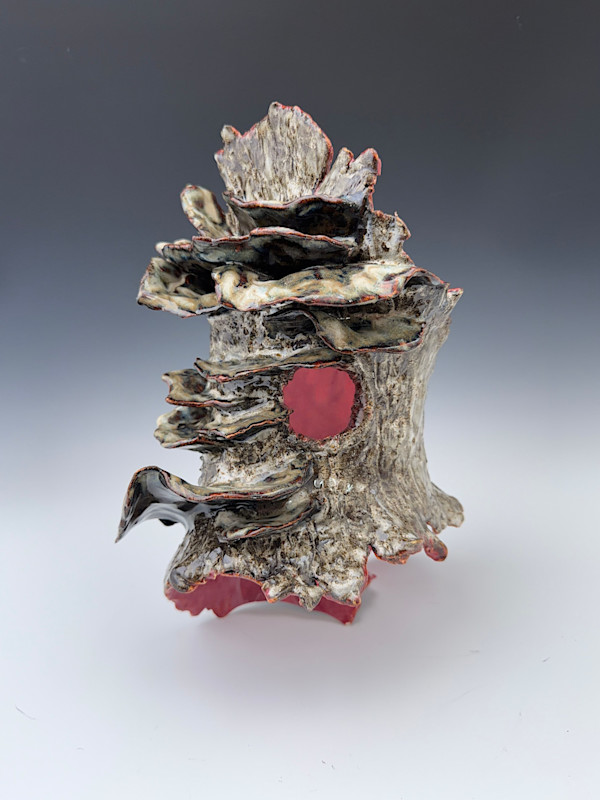 foliose-esque: heartwood by Maggie Capettini, Image 1.