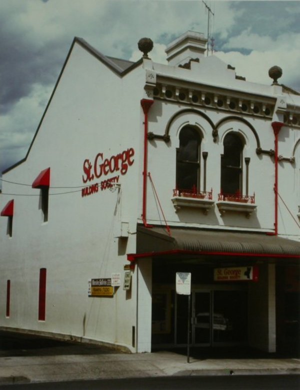 Howick Street Terrace, Bathurst by Frederick Smith