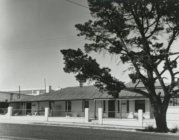 Dr Busby's late residence, Howick Street, Bathurst by Frederick Smith