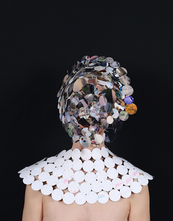 Capa by Heather Cox, Image 1.