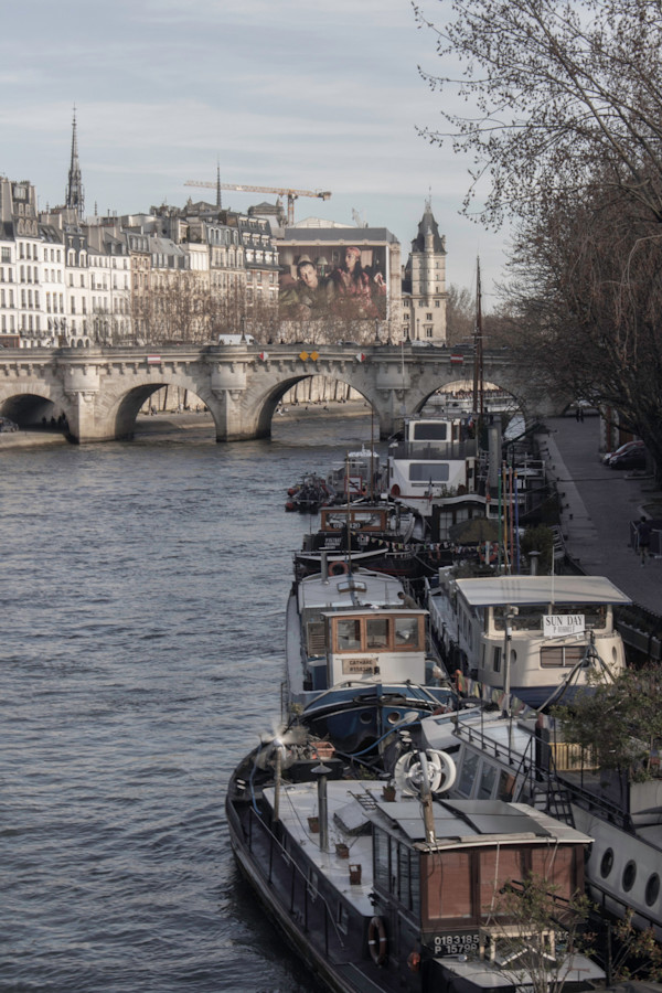 Pont des Arts by Lydia Cho