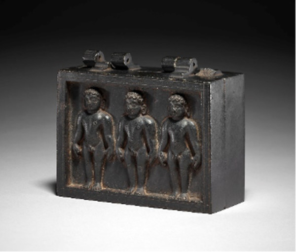 Box (with hinged lid) with three Tirthankaras and Bahubali by Deccan, India, Image 1.