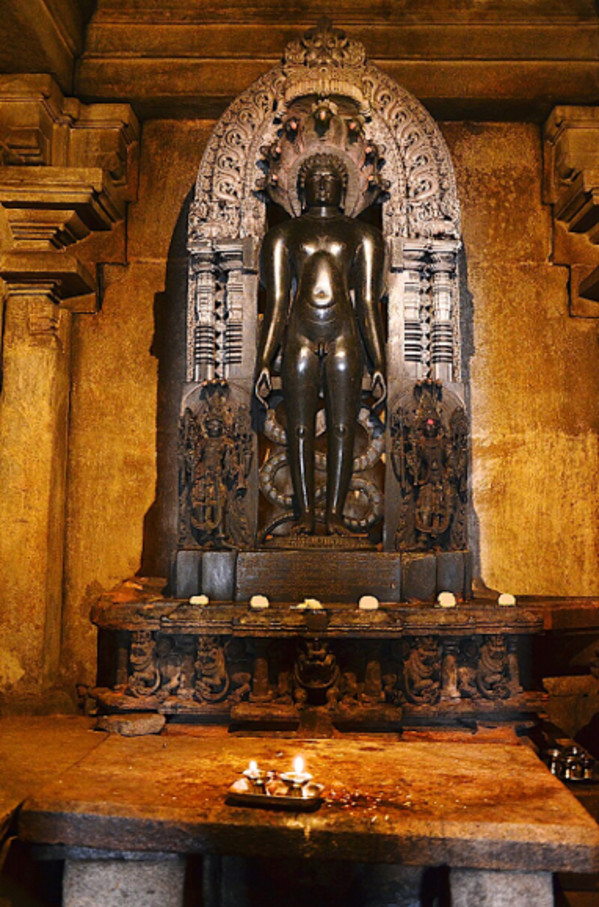 Image of 23rd Jina Parshva inside Akkana Basadi by Shravanabelagola, Karnataka