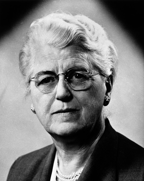 Dr. Pearl Kendrick