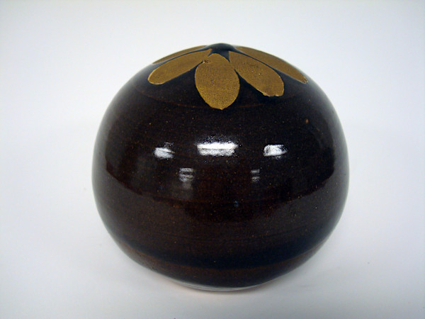 Sphere (ceramic) by Barbara Ford