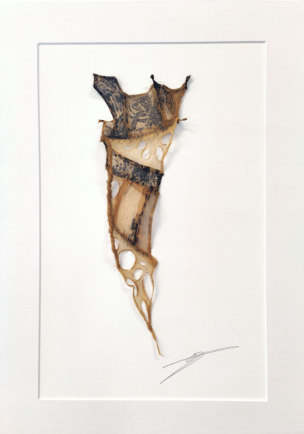 glimpses of things not seen vii by Alysn Midgelow-Marsden