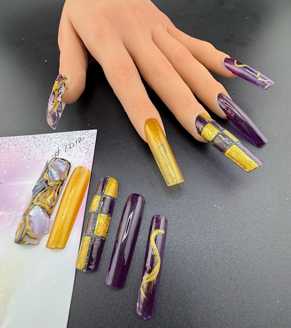 Nail Art -1012 by Susan Reich