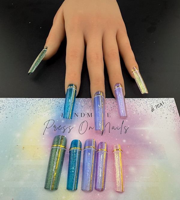 Nail Art -1021 by Susan Reich