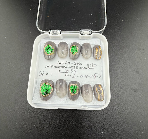 Nail Art -1038 by Susan Reich