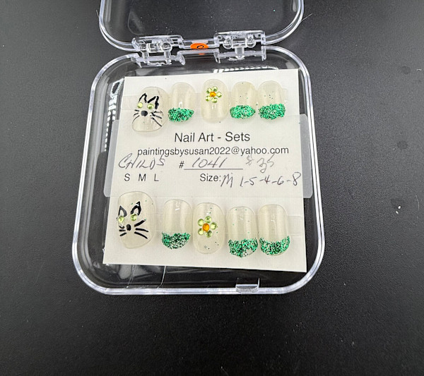 Nail Art -1041 by Susan Reich