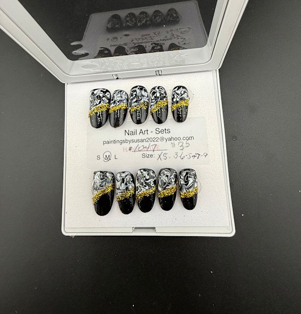 Nail Art -1047 by Susan Reich