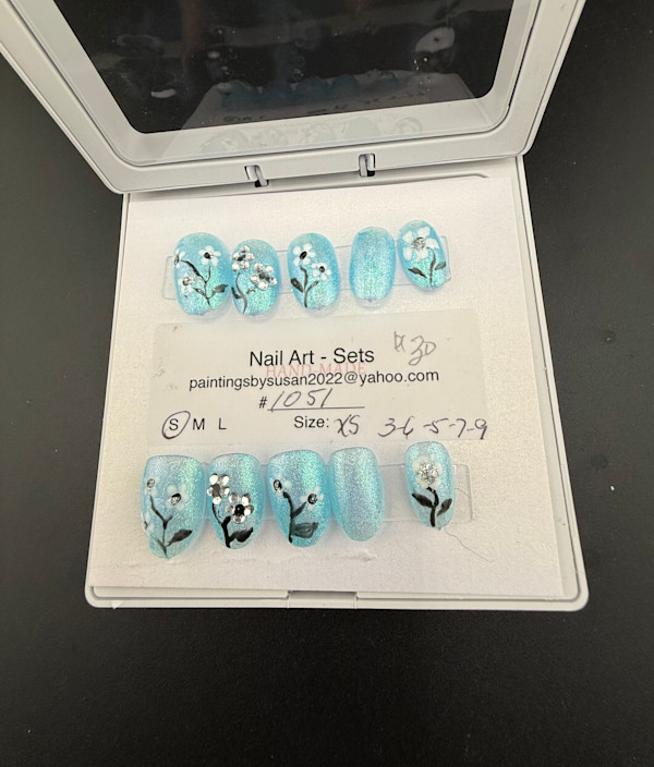 Nail Art -1051 by Susan Reich