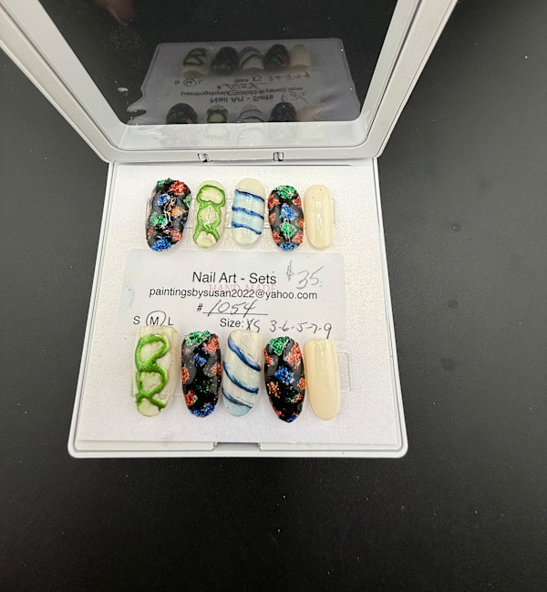 Nail Art -1054 by Susan Reich