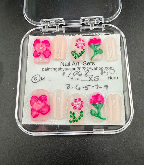 Nail Art -1068 by Susan Reich