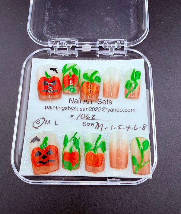 Nail Art -1062 by Susan Reich