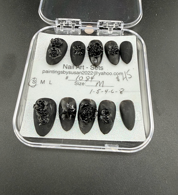 Nail Art -1084 by Susan Reich