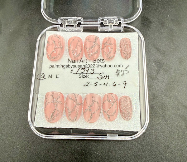 Nail Art -1093 by Susan Reich