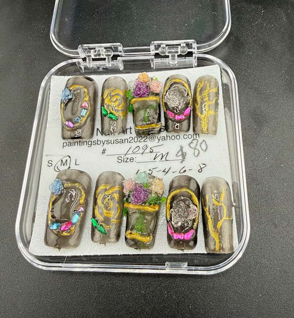 Nail Art -1095 by Susan Reich