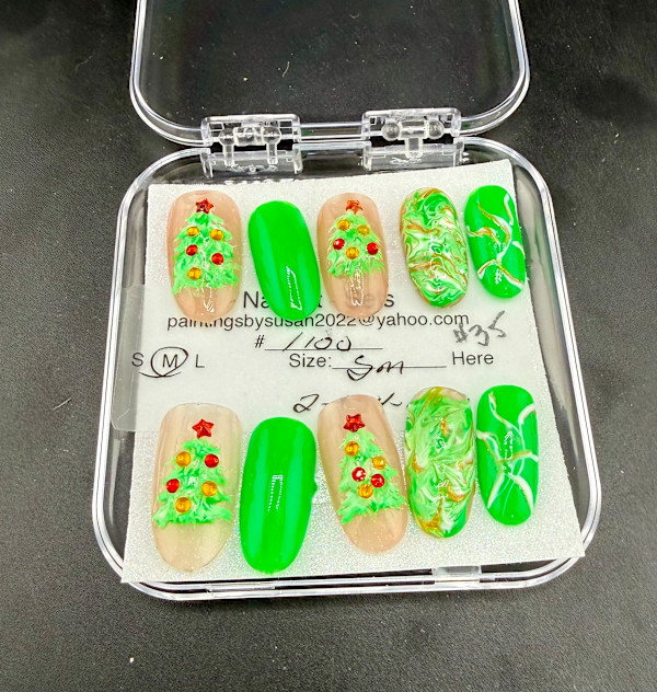 Nail Art -1100 by Susan Reich