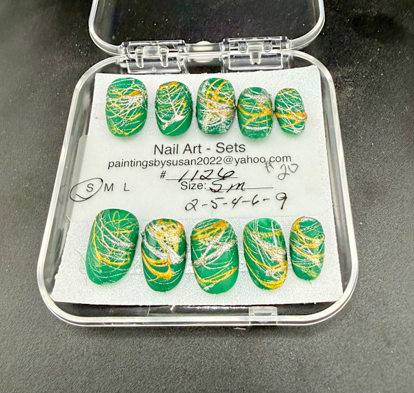 Nail Art -1126 by Susan Reich