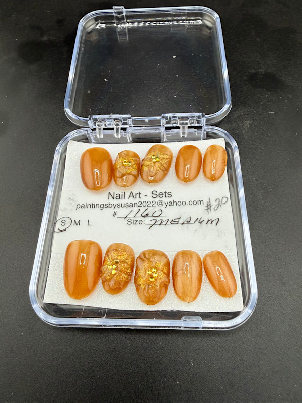 Nail Art -1160 by Susan Reich