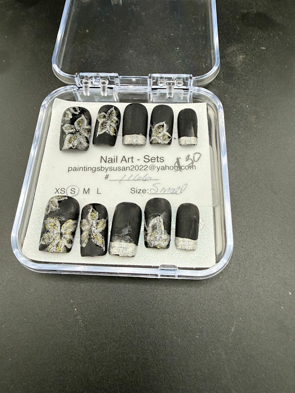 Nail Art -1166 by Susan Reich