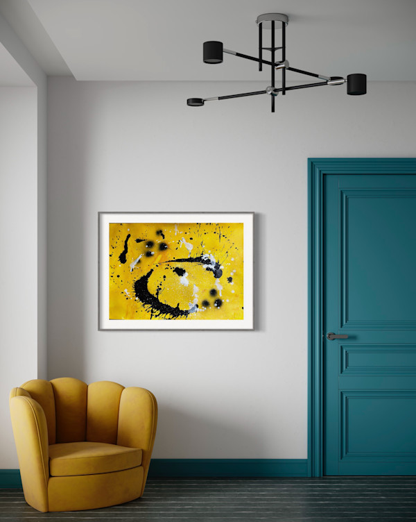 Transformative power (yellow/black and white) by Ulrike Haupt