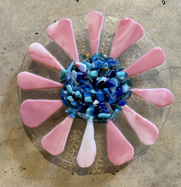 Garden Stake - Flower (pink/white, shade & shapes blue center) by Cindy Cherrington