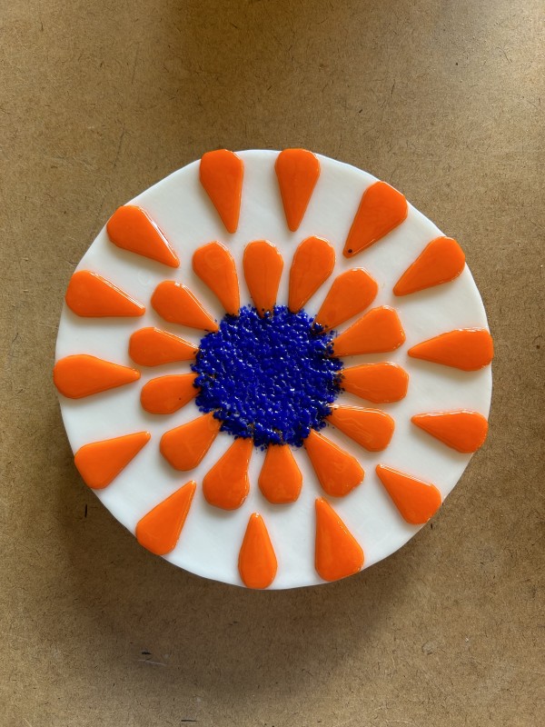 Garden Stake - Flower (on wh, orange w/blue center) by Cindy Cherrington