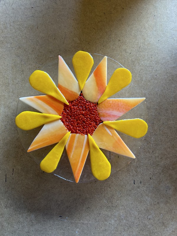 Garden Stake - Flower (on clr, org/wh & yellow, w/redorg cntr) by Cindy Cherrington
