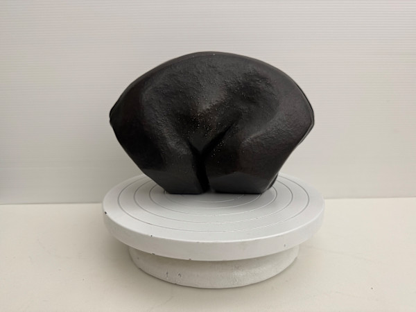 Donna chinata by Umberto Maggioni (1933), Image 1.