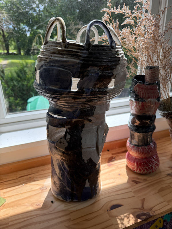 Vase 4068 by Rumiko "Rumi"  Tsuda Estate