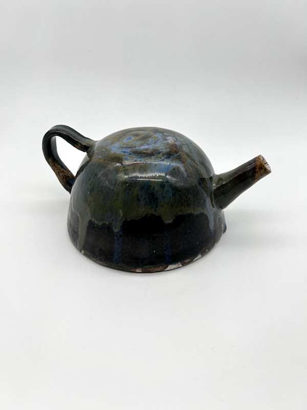 Hidden Teapot by Rumiko "Rumi"  Tsuda Estate