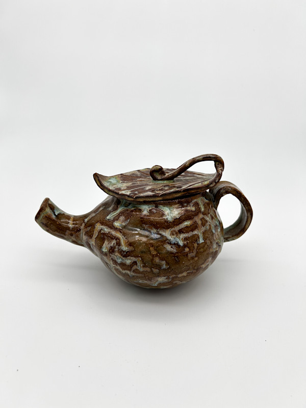 Leaf Teapot by Rumiko "Rumi"  Tsuda Estate