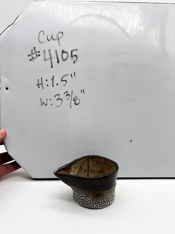 Cup / Vessel by Rumiko "Rumi"  Tsuda Estate
