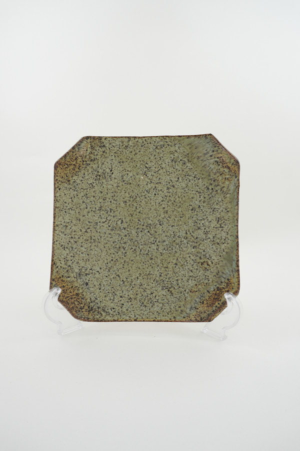 Small Plate 4305-2 by Rumiko "Rumi"  Tsuda Estate