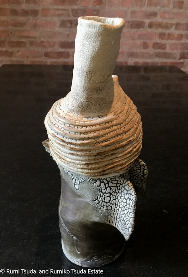 Cormorant, Vase, #17-99 by Rumi Tsuda