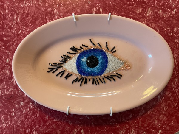 Eyeplate (on pink ceramic) by Mary Jo Karimnia, Image 1.