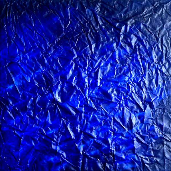 Traces of Presence by Franziska Röhrs