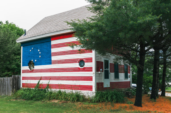 Patriot's House by Peter Mendelson