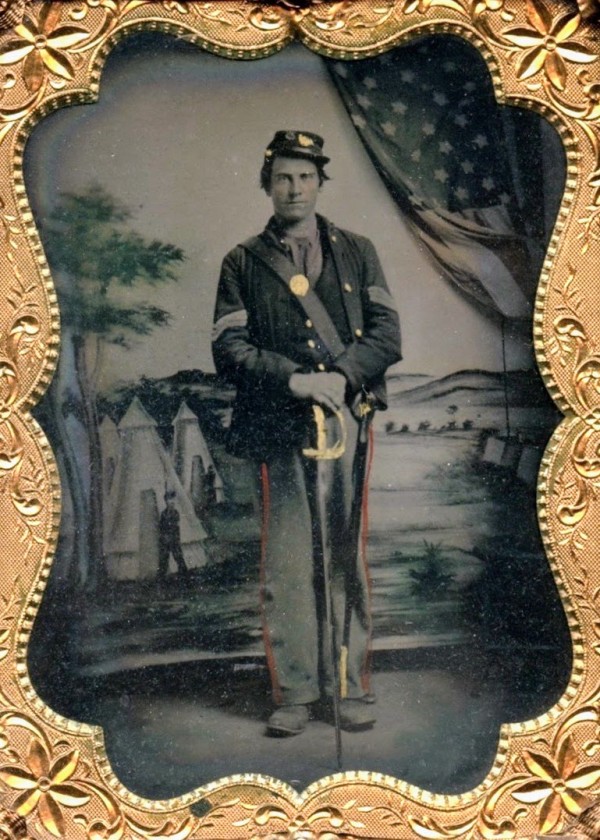 Union soldier with painted backdrop