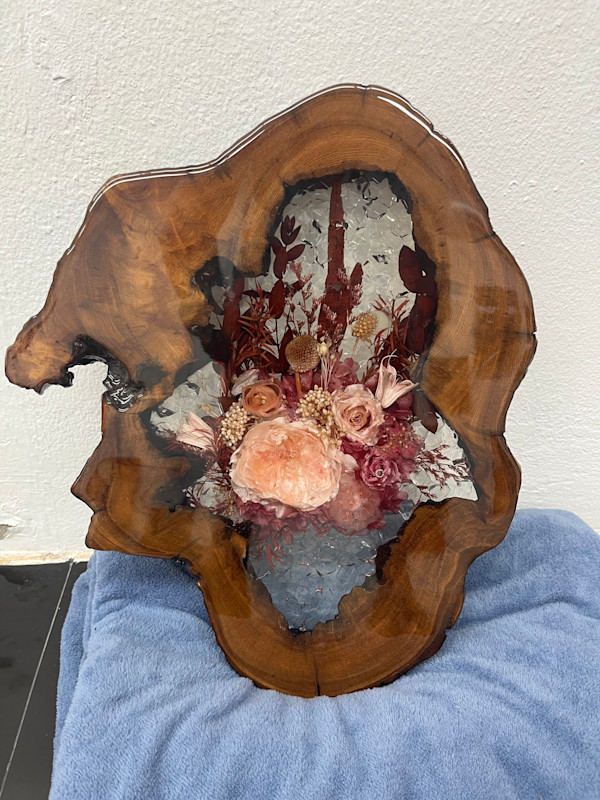 Crimson Hollow by Martin Halpin (Mandara), Image 1.