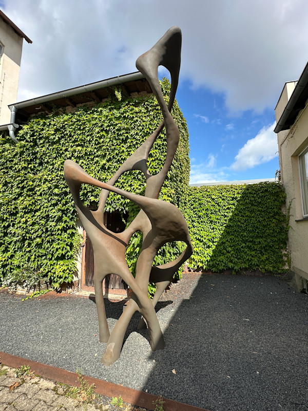 Outdoor structure by Wolfgang Flad, Image 1.