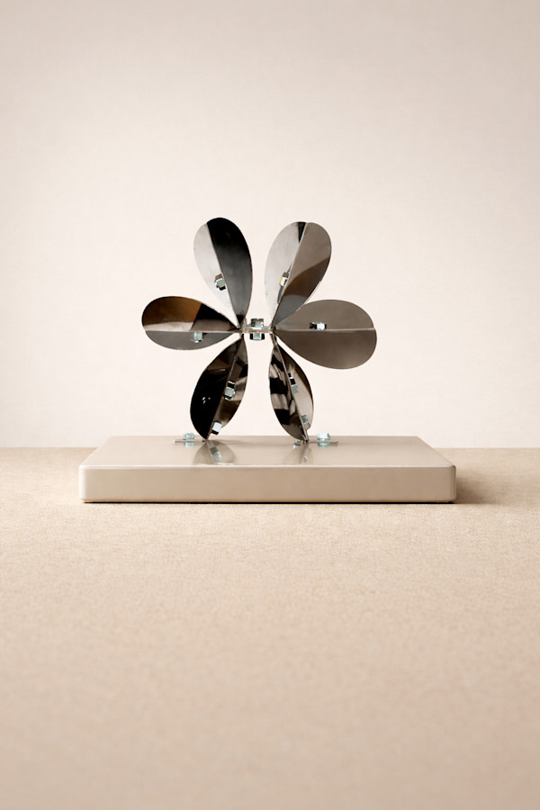 HÉLICEA MINERAL II by Daniel Alberto Criales Zarate, Image 1.