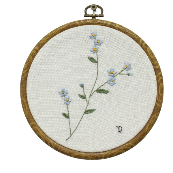 Forget-Me-Knots by Dyl Gatecliff