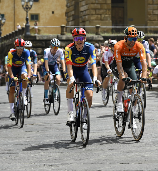 Tour De Joie by Louise O, Image 1.