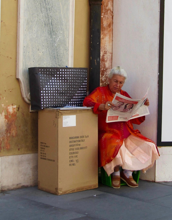 Reading Stone / Paper Day by Louise O