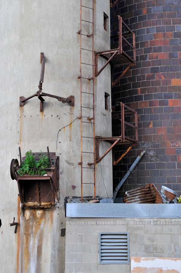 Urban Decay #3 by David Ginsberg, Image 1.