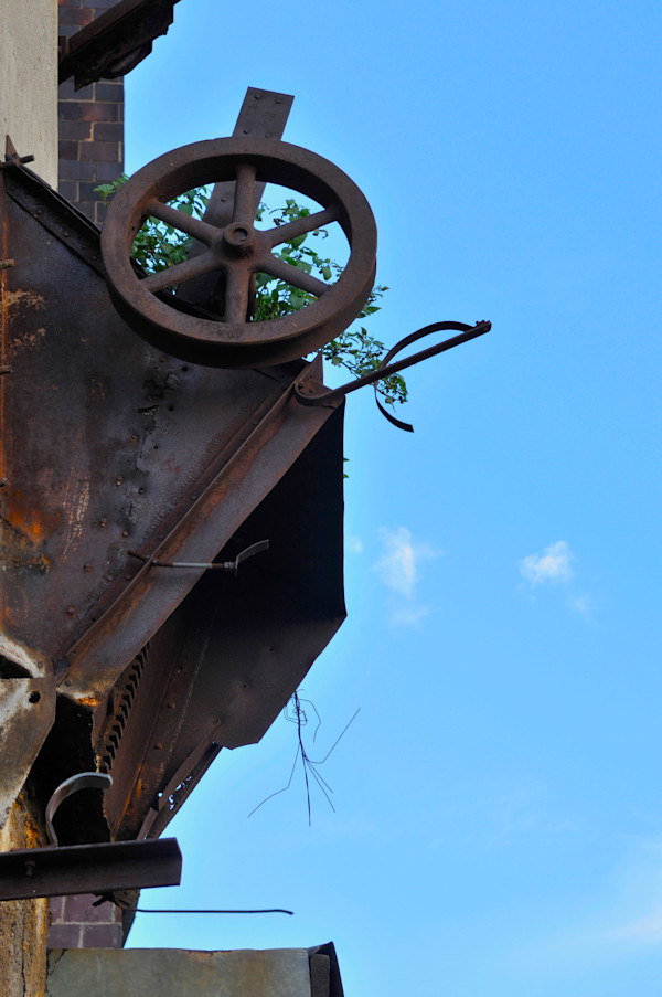 Urban Decay #5 by David Ginsberg, Image 1.